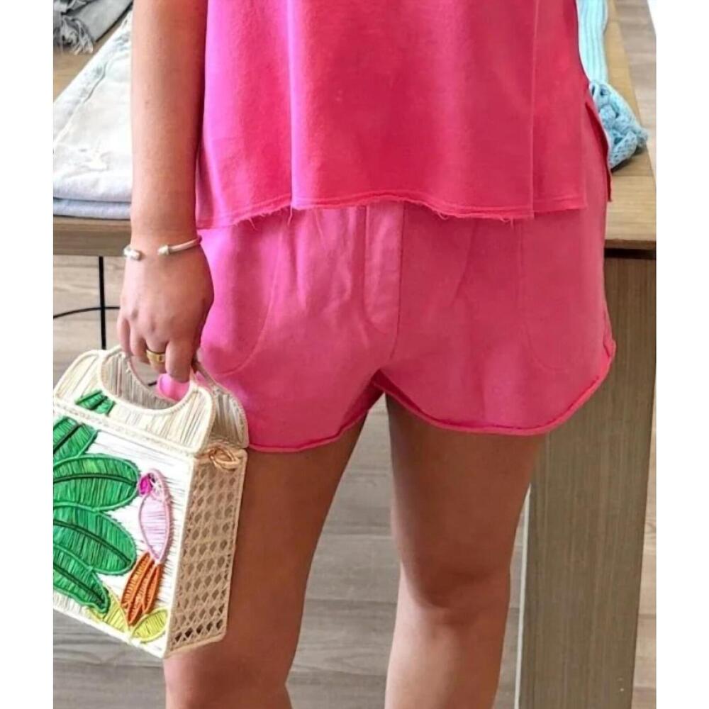 NEW MANTRA river shorts in pink